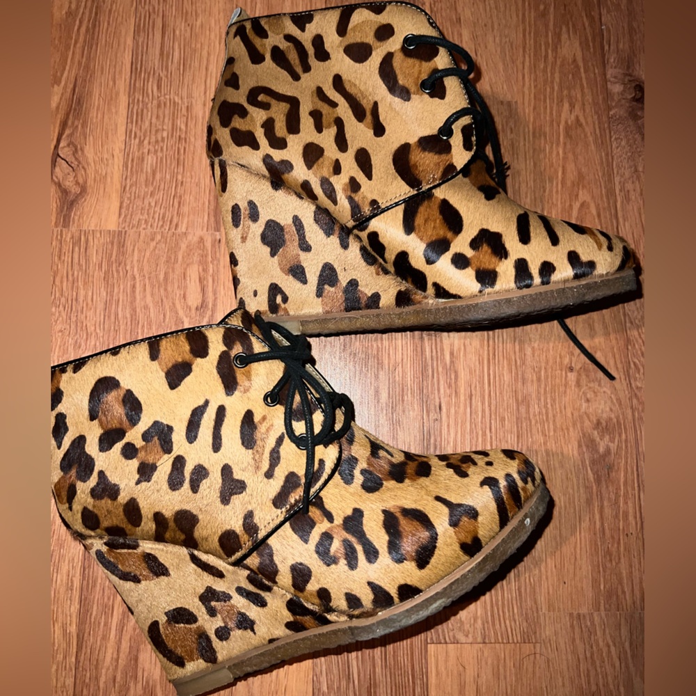 Shoemint Brown and Black Wedge Shoes